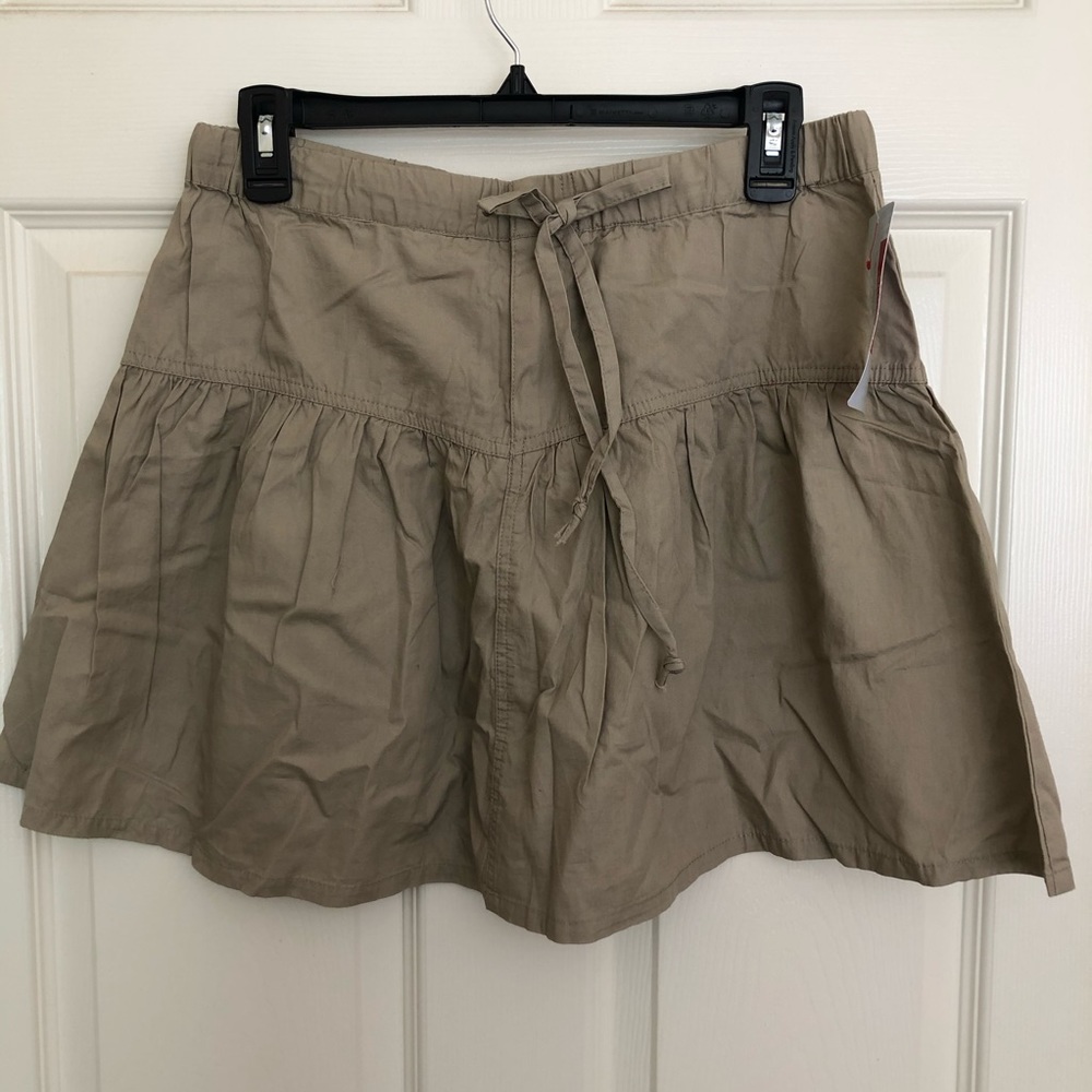 Brand new tan skirt